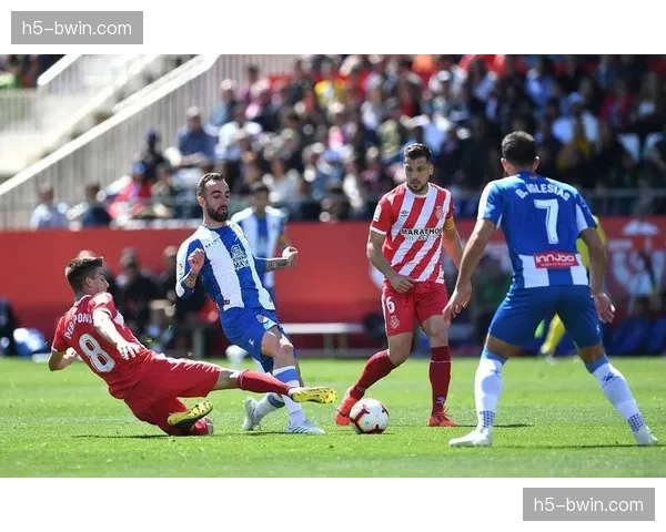 赫罗纳保级压力下防守崩盘，44个失球成联赛第三多