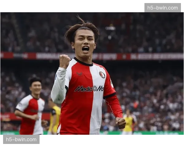 上田绮世费耶诺德22球 日本前锋荷甲效率获欧洲关注