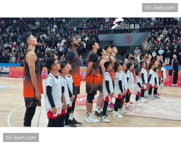 广东双外援萨姆纳萨林杰同时伤缺 杜锋面临阵容深度考验