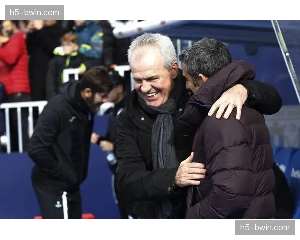 马略卡主场三连胜攻防俱佳，阿吉雷体系见效保级压力缓解